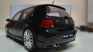 Ottomobile VW Golf R32 OT964 1:18