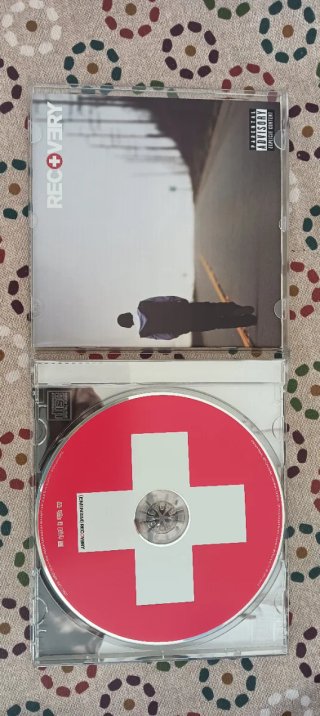 CD Eminem Recovery