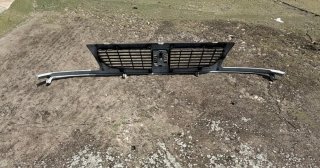 Paragolpe delantero completo Seat Inca – Conjunto