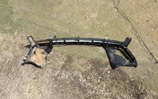 Paragolpe delantero completo Seat Inca – Conjunto
