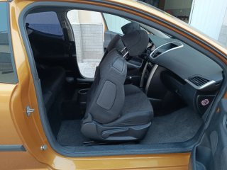 Peugeot 207 2006