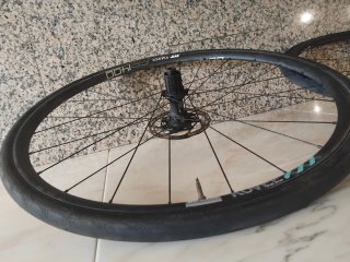 Ruedas DT Swiss FR1400