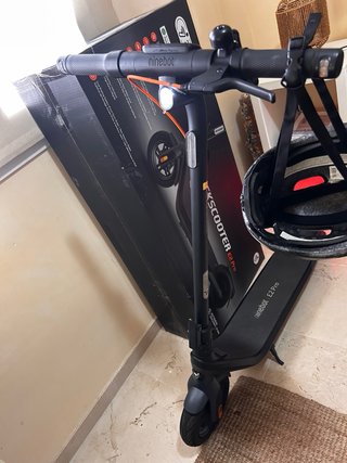 Ninebot E2 Pro Scooter Eléctrico
