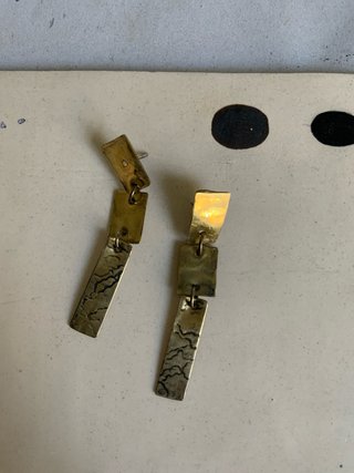 Pendientes largos latón
