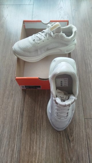 Nike Stellar Ride（ GS） Mujer Dorado Blanco