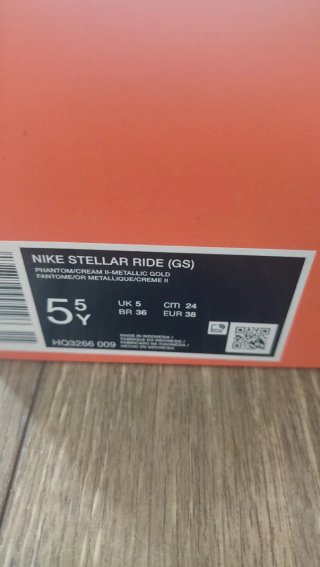 Nike Stellar Ride（ GS） Mujer Dorado Blanco