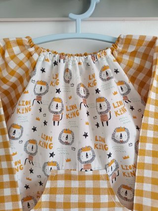 Bata escolar personalizada talla 1