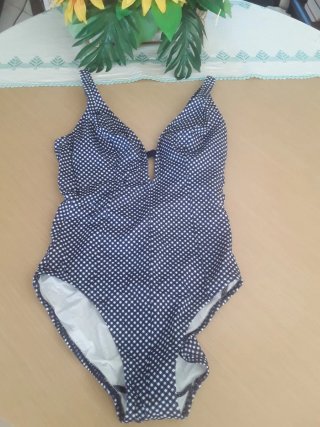 Costume intero donna Carey.