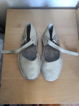 Sandalias Abarca Riudavets Menorca Beige Talla 36