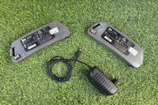 2 Baterías 3M Adflo + Cargador