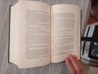 En el principio fue la oscuridad (R. Scott Bakker)