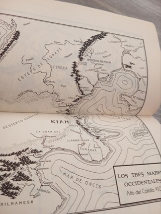 En el principio fue la oscuridad (R. Scott Bakker)