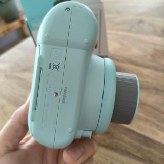 Cámara nueva Instax Mini 9 + carrete nuevo