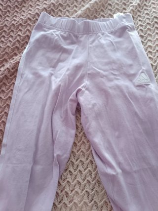 Sudadera y malla pantalón Adidas Morada y Negra.