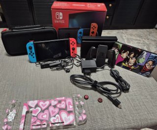 Nintendo Switch Azul/Rojo en perfecto estado
