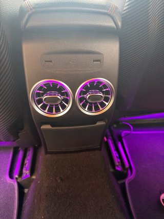 Instalaciónes de luz ambiental en coches