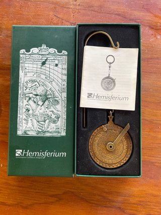 Hemisferium. Instrumento científico antiguo.