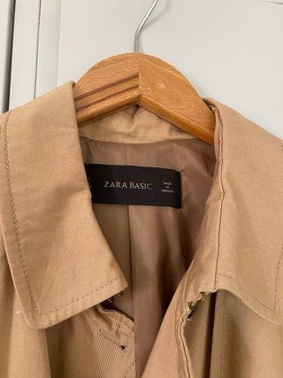 Trench corta Zara Beige Nueva