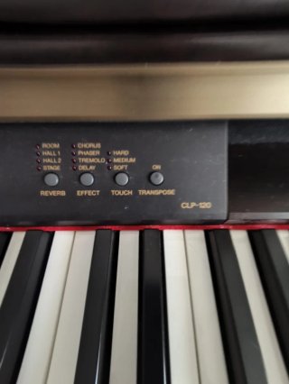 Piano Digital Yamaha Clavinova CLP120
