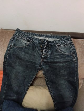 Lote 3 Pantalones Vaqueros Levi's y 2 fórmula jove