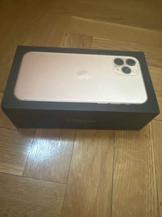 Caja iPhone Apple 11 pro (new,auriculares free)