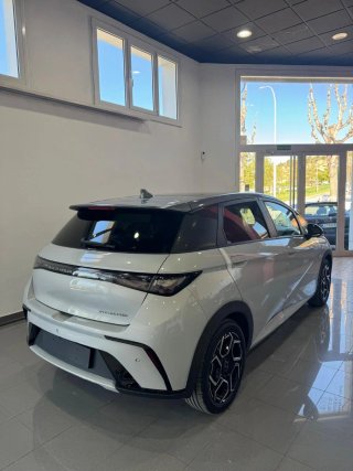 BYD Dolphin 2024