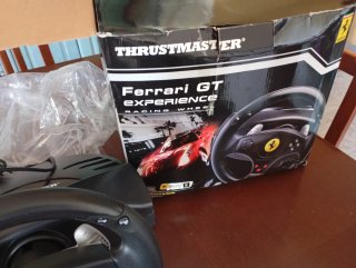 Simulatore Thrustmaster Ferrari GT Experience PS2/