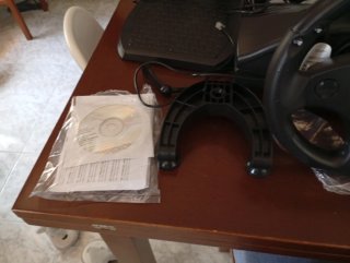 Simulatore Thrustmaster Ferrari GT Experience PS2/