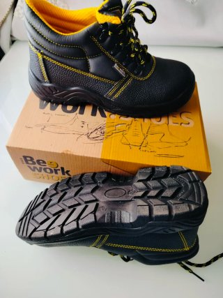 Botas de seguridad Bee Work Talla 42