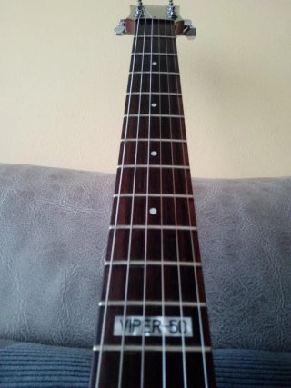 Guitarra LTD Viper 50 Roja