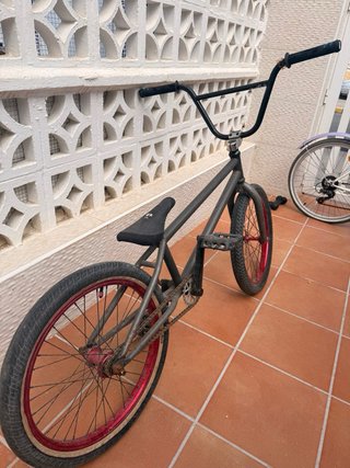 Bicicleta BMX Amity - Para trucos
