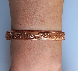 Pulsera y 2 Anillos de Cobre Grabado