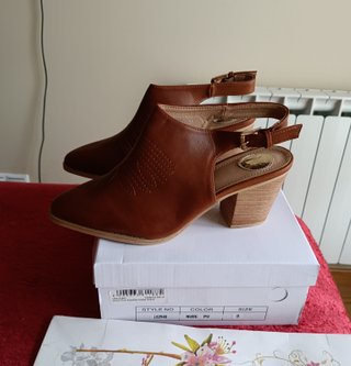 Botines tacón camel destalonados T.39