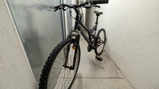 Bicicleta Decathlon Fire Negra