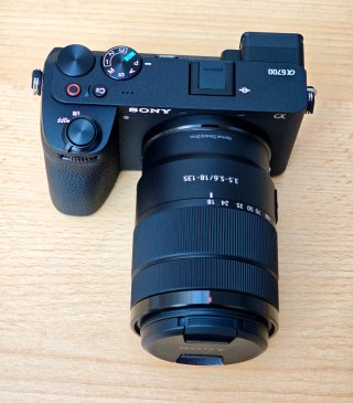 Objetivo Sony 18-135mm OSS Nuevo