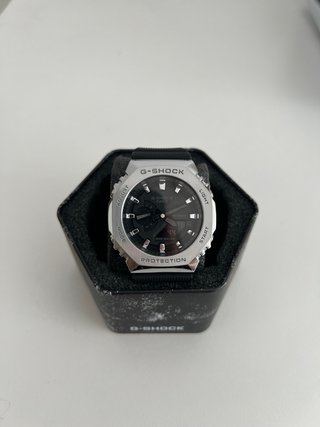 G-Shock Casio Plata y Negro