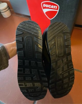 Scarpe uomo Ducati nere nuove