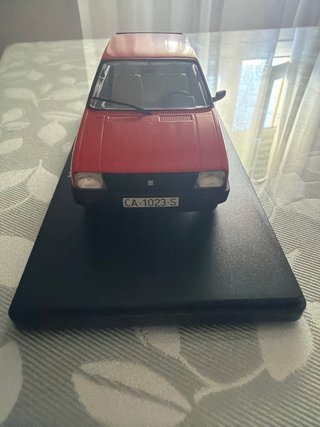 Maqueta Seat Ibiza 1984 Roja 1/24
