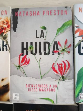 Libros Natasha Preston
