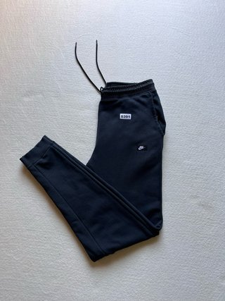 Pantalón Nike Tech Fleece Gris Talla M