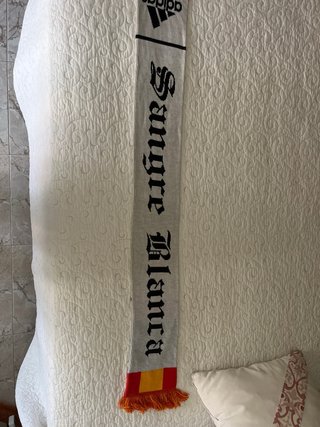 Bufanda Adidas Real Madrid Negociable