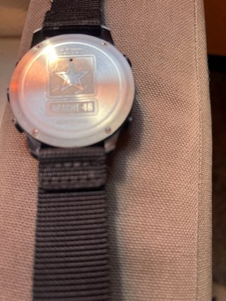 Reloj Apache Negro Correa Tela