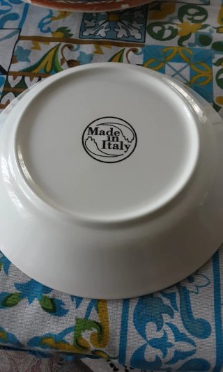 Set 12 piatti in ceramica decorati