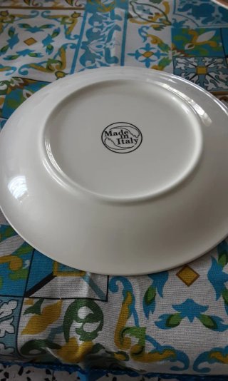 Set 12 piatti in ceramica decorati