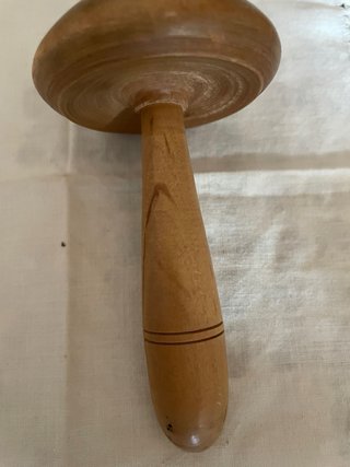 Fungo in legno per rammendo vintage