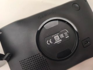 GPS Garmin con soporte y cargador
