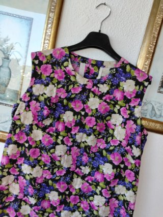 Vestito floreale fatto a mano taglia unica