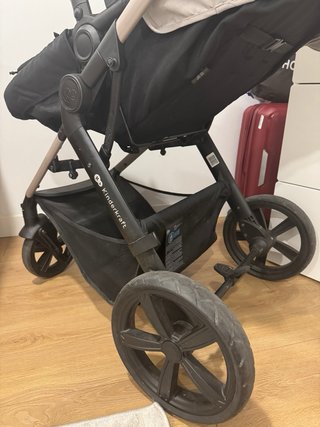 Carrito de bebé Kinderkraft MOOVY 2 XL Gris