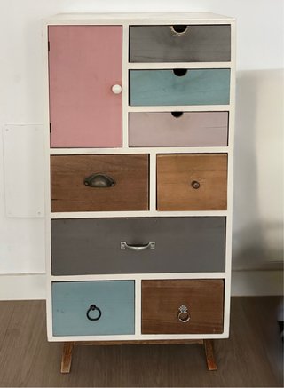 Mueble recibidor cajones y puerta
