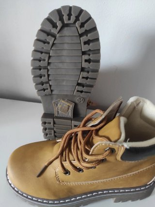 Botas Camel Talla 34 Nuevas
